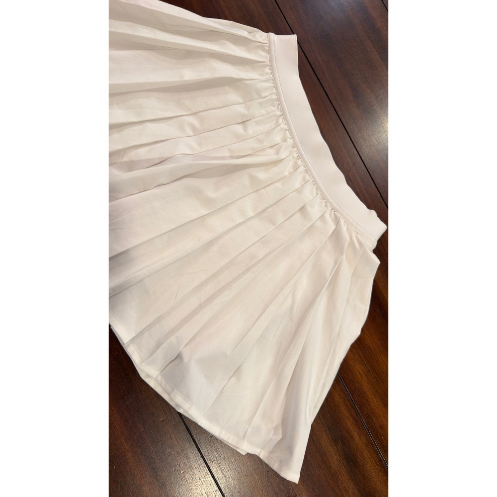 Lululemon White Pleated Tennis Skirt Size 4 Activewear Mini Skirt - Picture 11 of 16